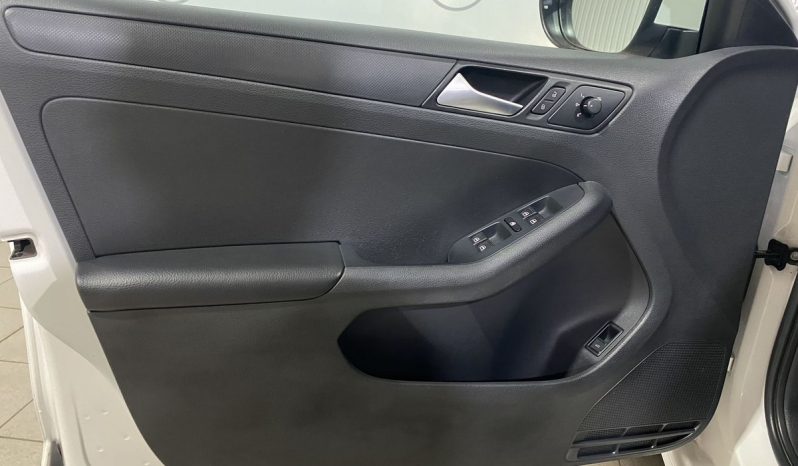 Volkswagen Jetta, 2013 full