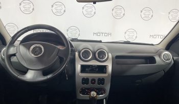 Renault Logan, 2013 full