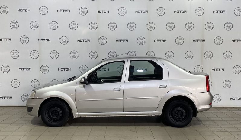 Renault Logan, 2013 full