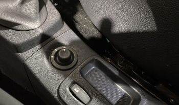 Renault Logan, 2013 full