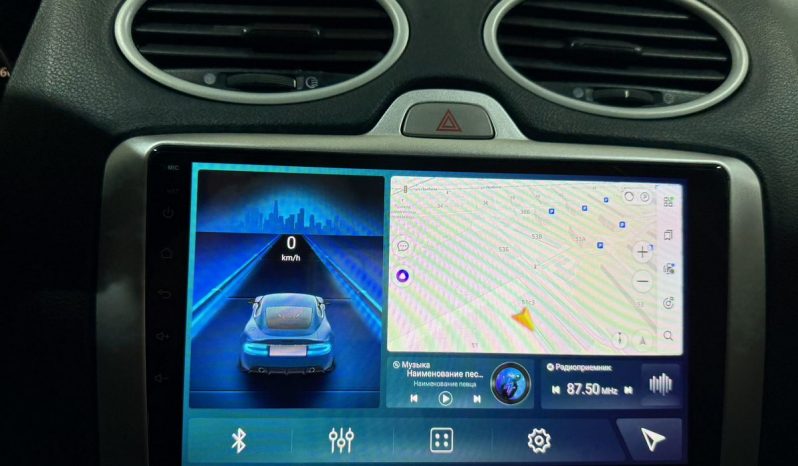 Ford Focus, 2011 full